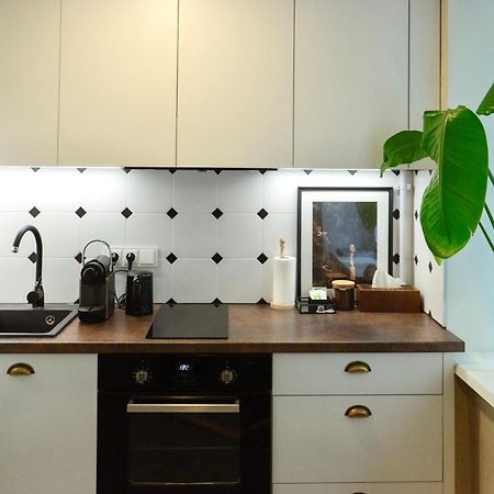 Petite City Centre Apartment Шяуляй Экстерьер фото