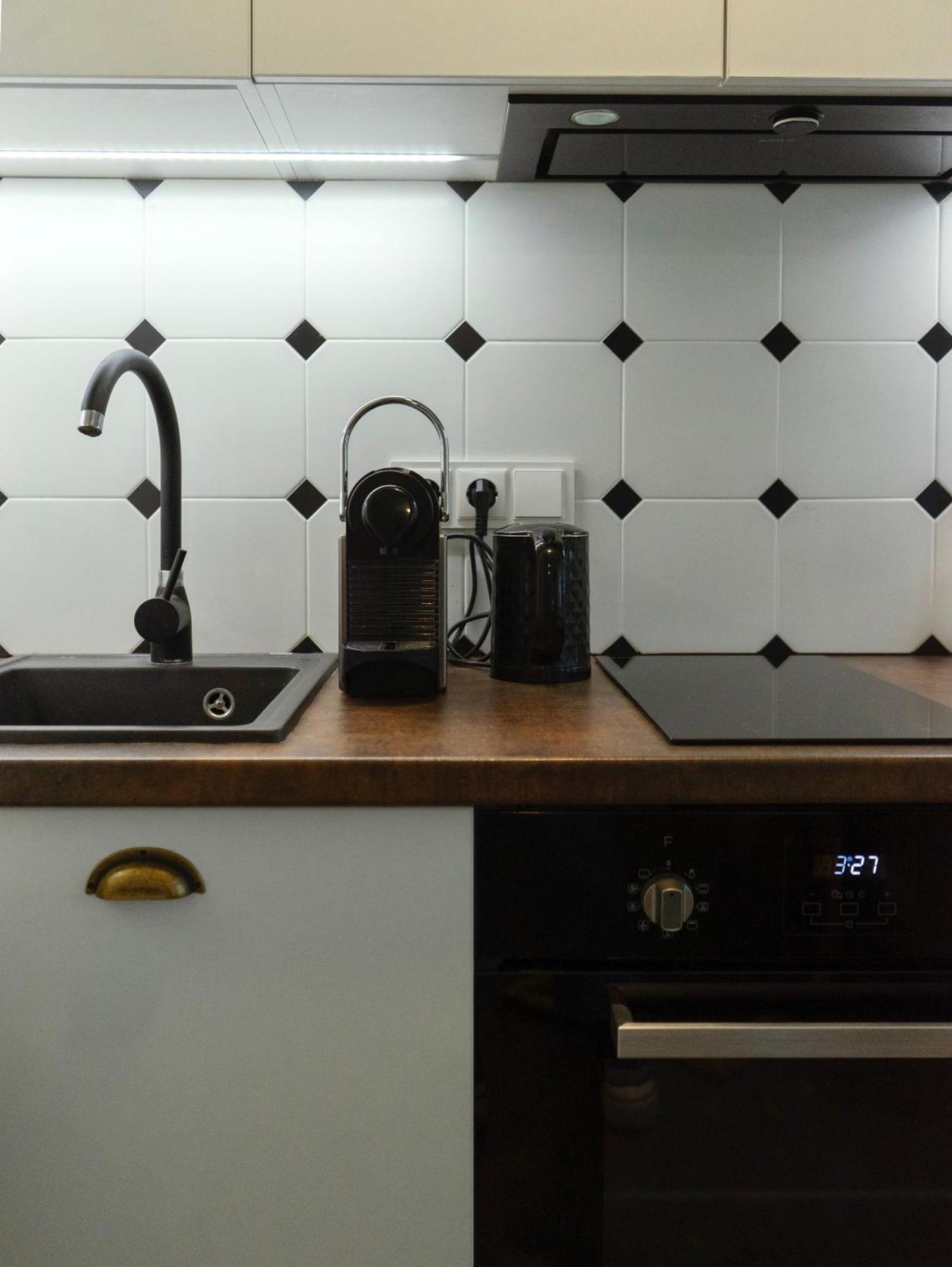 Petite City Centre Apartment Шяуляй Экстерьер фото